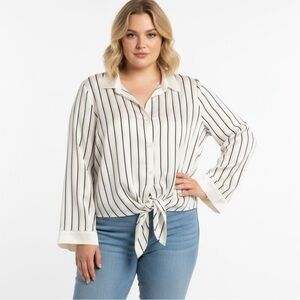 NWT Vince Camuto Medium Striped Button Front Tie Top Silky Lightweight